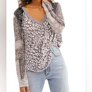 Free People We TheFree Friday Night Gray Patterned Long Sleeve Top Sz Xs